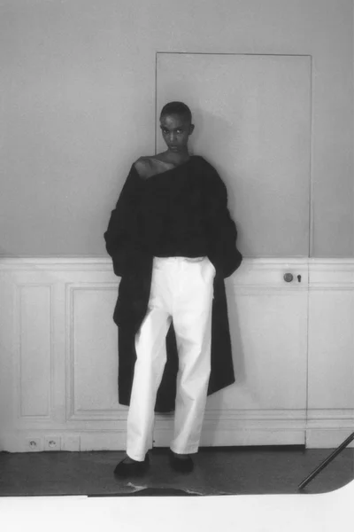 Look 16